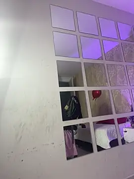 MorenaLush Eup online show from April 1, 2026, 11:02 pm