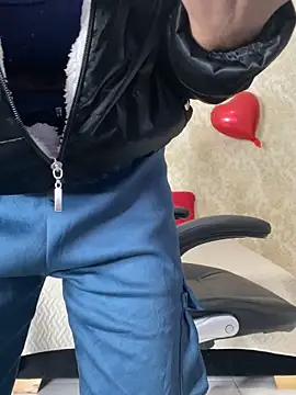 MorenaLush Eup online show from April 18, 2026, 12:58 am