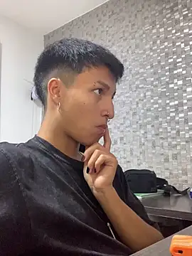 Milan Bach online show from March 30, 2026, 6:36 am