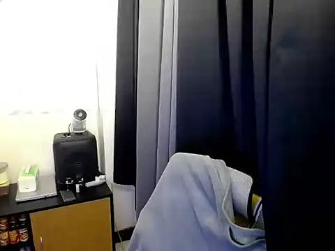 Thefriskyasian online show from September 20, 2025, 6:20 pm