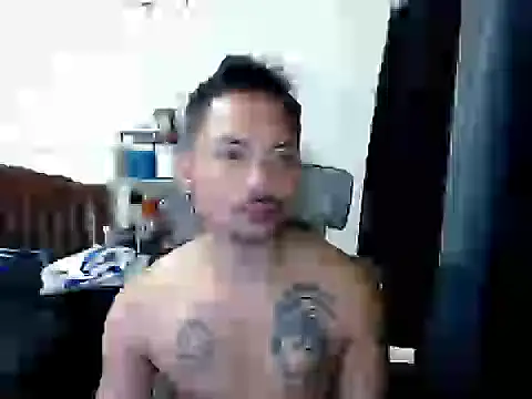 Snapshot of Thefriskyasian chatting on November 28, 2025, 4:15 am Thefriskyasian online show from November 28, 2025, 4:15 am