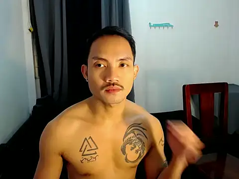 Snapshot of Thefriskyasian chatting on February 5, 2026, 11:59 am Thefriskyasian online show from February 5, 2026, 11:59 am