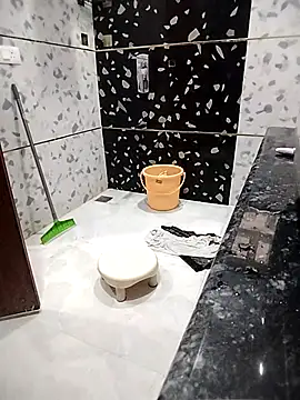 Desiandaj online show from February 1, 2026, 5:39 am