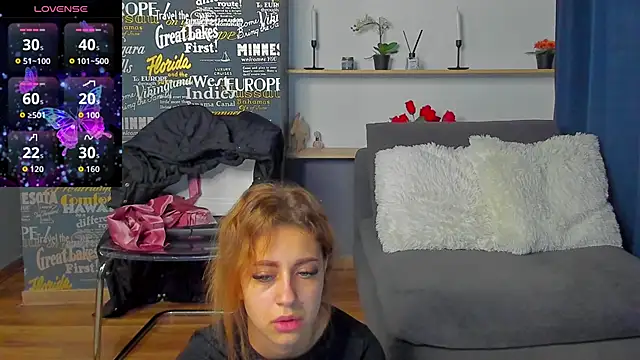 MaddieRay online show from October 13, 2025, 7:36 pm