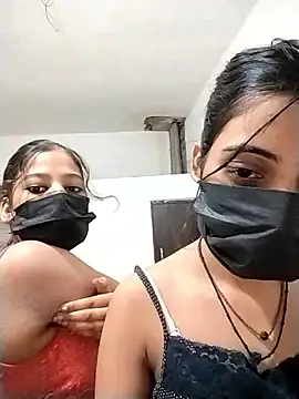 Hot-komall online show from January 12, 2026, 4:50 am