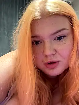 Snapshot of _Adele_Moor_ chatting on October 7, 2025, 6:05 pm  Adele Moor  online show from October 7, 2025, 6:05 pm