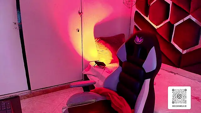 Melissa Adamsx online show from April 17, 2026, 6:55 pm