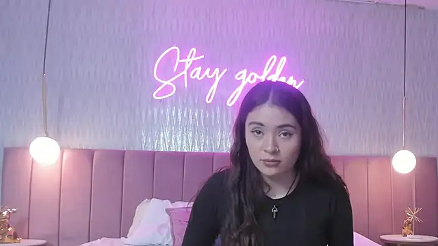 HANNA BASTIAN VC online show from November 22, 2025, 2:27 pm