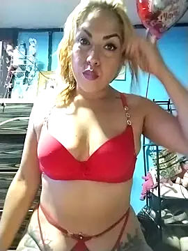 Ashleycam69 online show from November 26, 2025, 5:03 pm