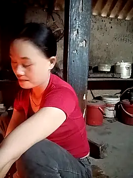 Ruaiuoi online show from March 11, 2026, 2:17 am