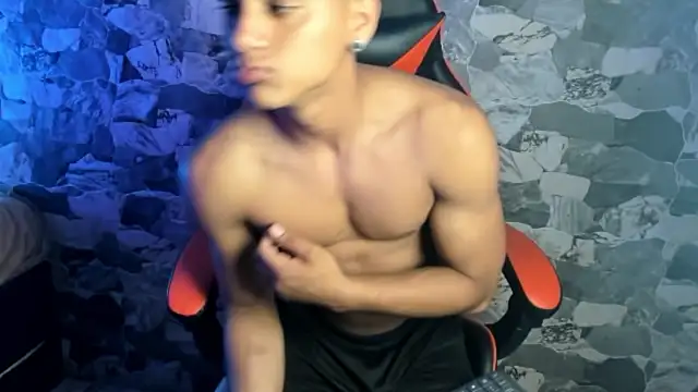 ZYZZ1312 online show from May 23, 2026, 4:18 am