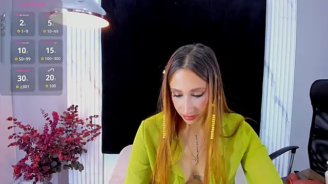 MONIK FOX CR online show from October 1, 2025, 8:15 pm