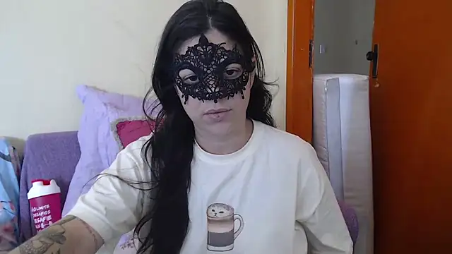 ayanahot  online show from December 22, 2025, 11:18 am