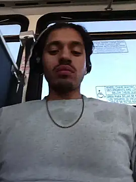 mrredcorn online show from November 7, 2025, 4:51 pm