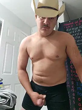 Snapshot of Biglou97 chatting on February 7, 2026, 12:47 am Biglou97 online show from February 7, 2026, 12:47 am