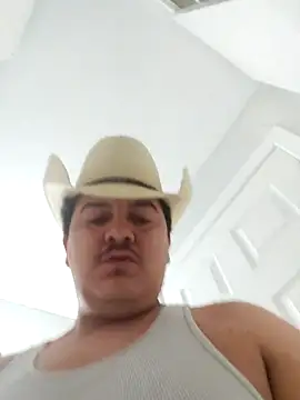 Snapshot of Biglou97 chatting on February 8, 2026, 1:14 pm Biglou97 online show from February 8, 2026, 1:14 pm