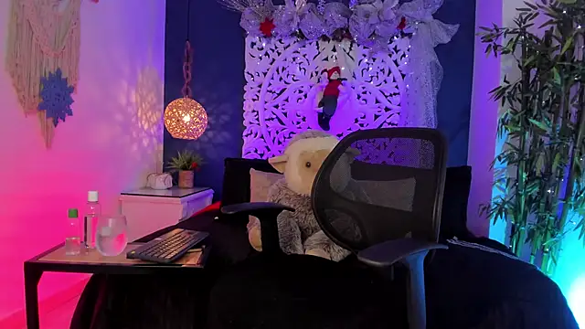 Adonis WB online show from January 8, 2026, 4:59 am