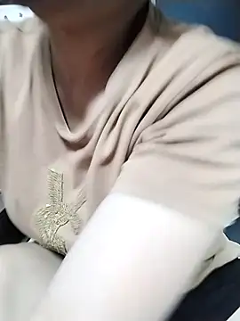 Snapshot of Mie_rose chatting on October 19, 2025, 1:45 pm Mie rose online show from October 19, 2025, 1:45 pm