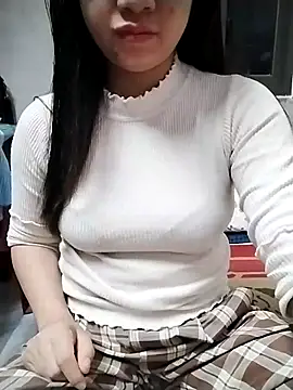 Snapshot of Mie_rose chatting on October 30, 2025, 1:23 pm Mie rose online show from October 30, 2025, 1:23 pm