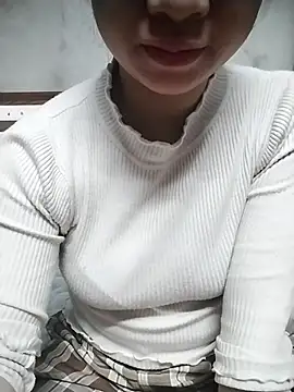 Snapshot of Mie_rose chatting on November 24, 2025, 2:00 am Mie rose online show from November 24, 2025, 2:00 am