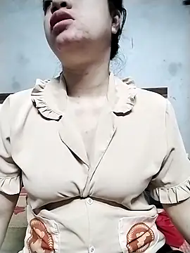 Mie rose online show from March 18, 2026, 2:20 pm