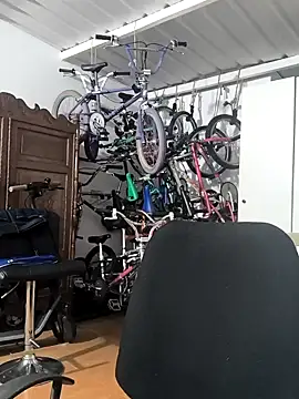 RejoinedLescol online show from September 17, 2025, 4:25 am