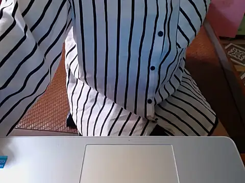 ahoa Tk online show from November 12, 2025, 5:52 am