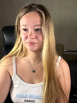 CaramelleSugar  online show from September 29, 2025, 4:34 pm