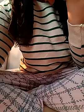 Snapshot of ezgi2545 chatting on November 20, 2025, 6:24 am ezgi2545 online show from November 20, 2025, 6:24 am