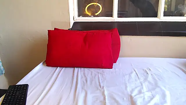 PetiteEbonyBabe online show from October 22, 2025, 8:58 am