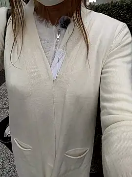 pink-mai online show from December 20, 2025, 12:40 am