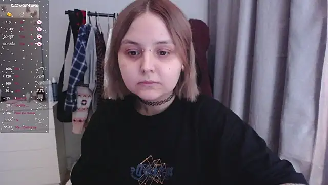 Snapshot of vendymories chatting on February 9, 2026, 4:22 pm vendymories online show from February 9, 2026, 4:22 pm