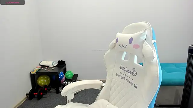 juliamurr 18 online show from October 20, 2025, 1:28 am