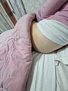 Snapshot of Monella52 chatting on February 19, 2026, 10:11 am Monella52 online show from February 19, 2026, 10:11 am