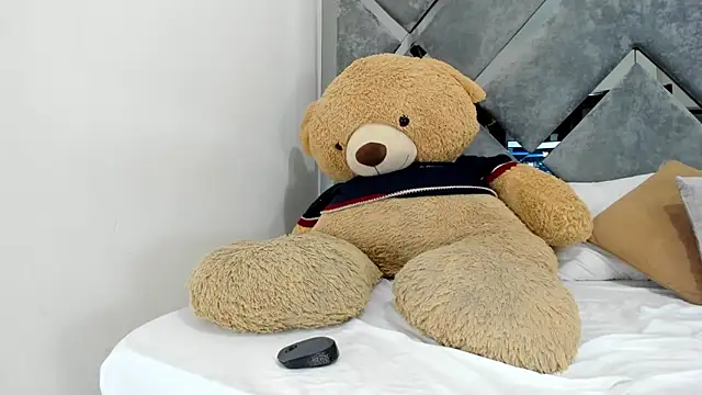 Sweet Salome1 online show from October 20, 2025, 12:49 pm