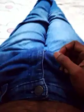 Snapshot of Sonazi chatting on January 7, 2026, 4:53 pm Sonazi online show from January 7, 2026, 4:53 pm