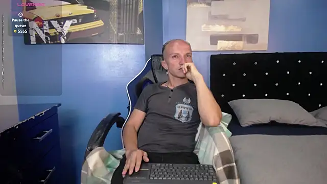 Snapshot of DaddyPoweer chatting on September 30, 2025, 12:15 am DaddyPoweer online show from September 30, 2025, 12:15 am