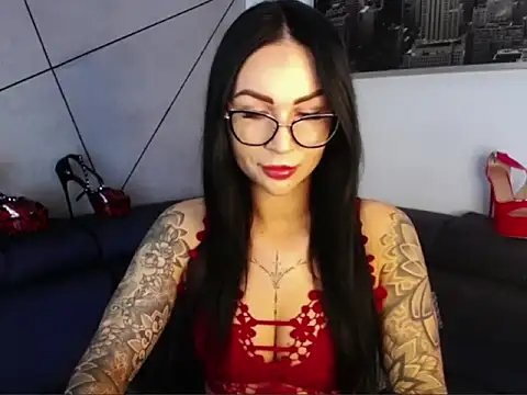 Fayestrip online show from September 29, 2025, 2:44 pm