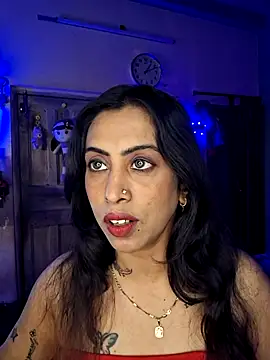 Love Beauty01 online show from March 4, 2026, 6:58 pm