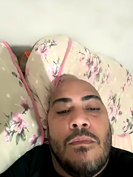 Morenocasado34liberal online show from November 10, 2025, 1:10 pm