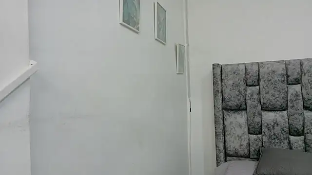 Snapshot of Lizbeth_Rouse chatting on November 26, 2025, 12:06 pm Lizbeth Rouse online show from November 26, 2025, 12:06 pm