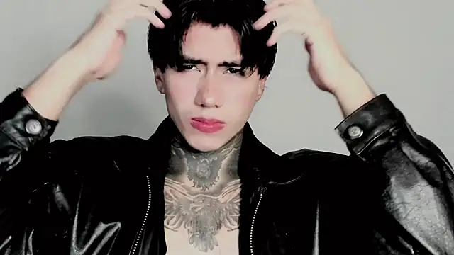 Snapshot of Alex_bdsmz chatting on November 1, 2025, 1:24 pm Alex bdsmz online show from November 1, 2025, 1:24 pm