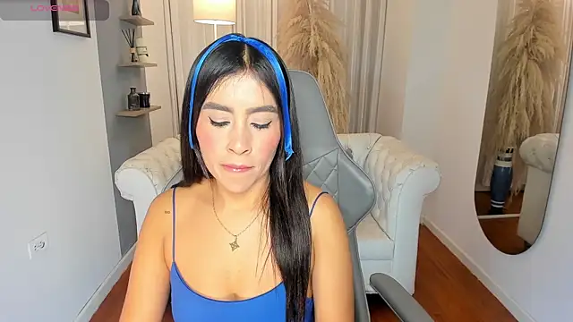 Natalia Leon8 online show from January 13, 2026, 3:34 am