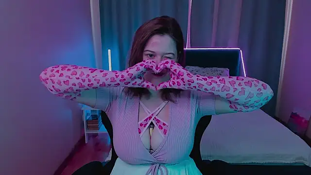 HelenHartt online show from March 7, 2026, 9:17 am