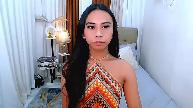 scarlet smith7 online show from February 5, 2026, 2:43 pm