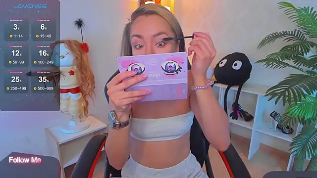 Snapshot of Little_Rockk chatting on October 11, 2025, 4:44 am Little Rockk online show from October 11, 2025, 4:44 am