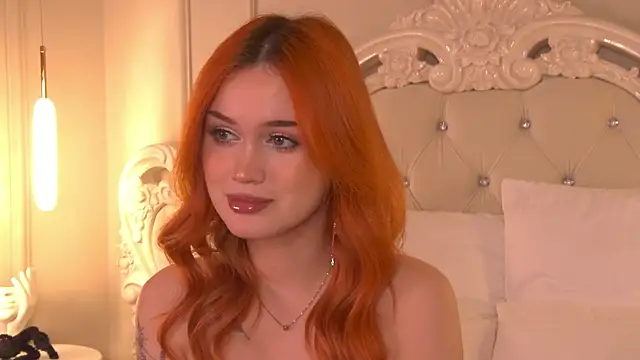 RemyFoxys online show from October 15, 2025, 8:03 am