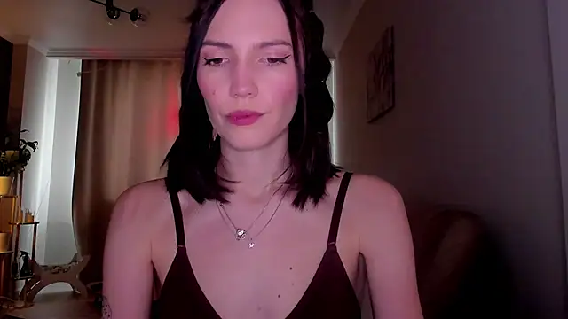 Snapshot of AdeleShinemm chatting on February 4, 2026, 5:35 am AdeleShinemm online show from February 4, 2026, 5:35 am