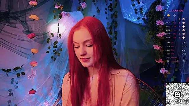 Snapshot of GildedKitten chatting on December 1, 2025, 6:13 pm GildedKitten online show from December 1, 2025, 6:13 pm