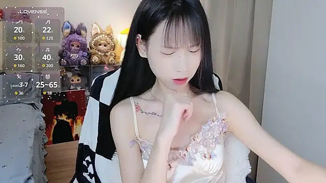 Snapshot of M-OTT_ chatting on April 23, 2026, 3:58 pm M-OTT online show from April 23, 2026, 3:58 pm